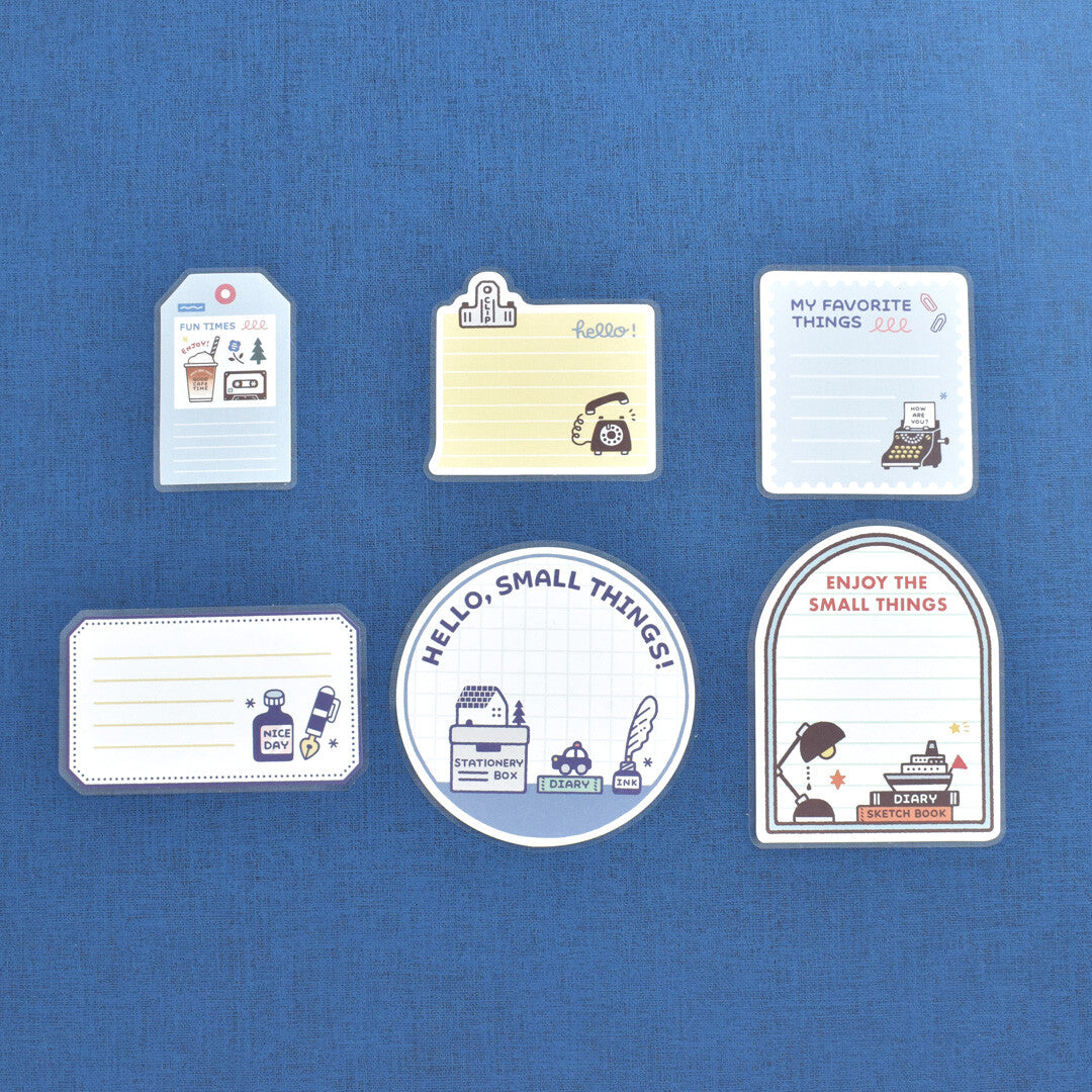 Papier Platz sticker flakes on blue background